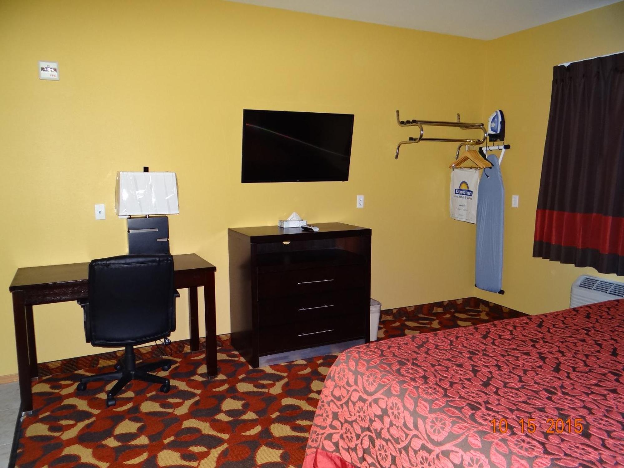 Days Inn & Suites By Wyndham El Dorado Værelse billede
