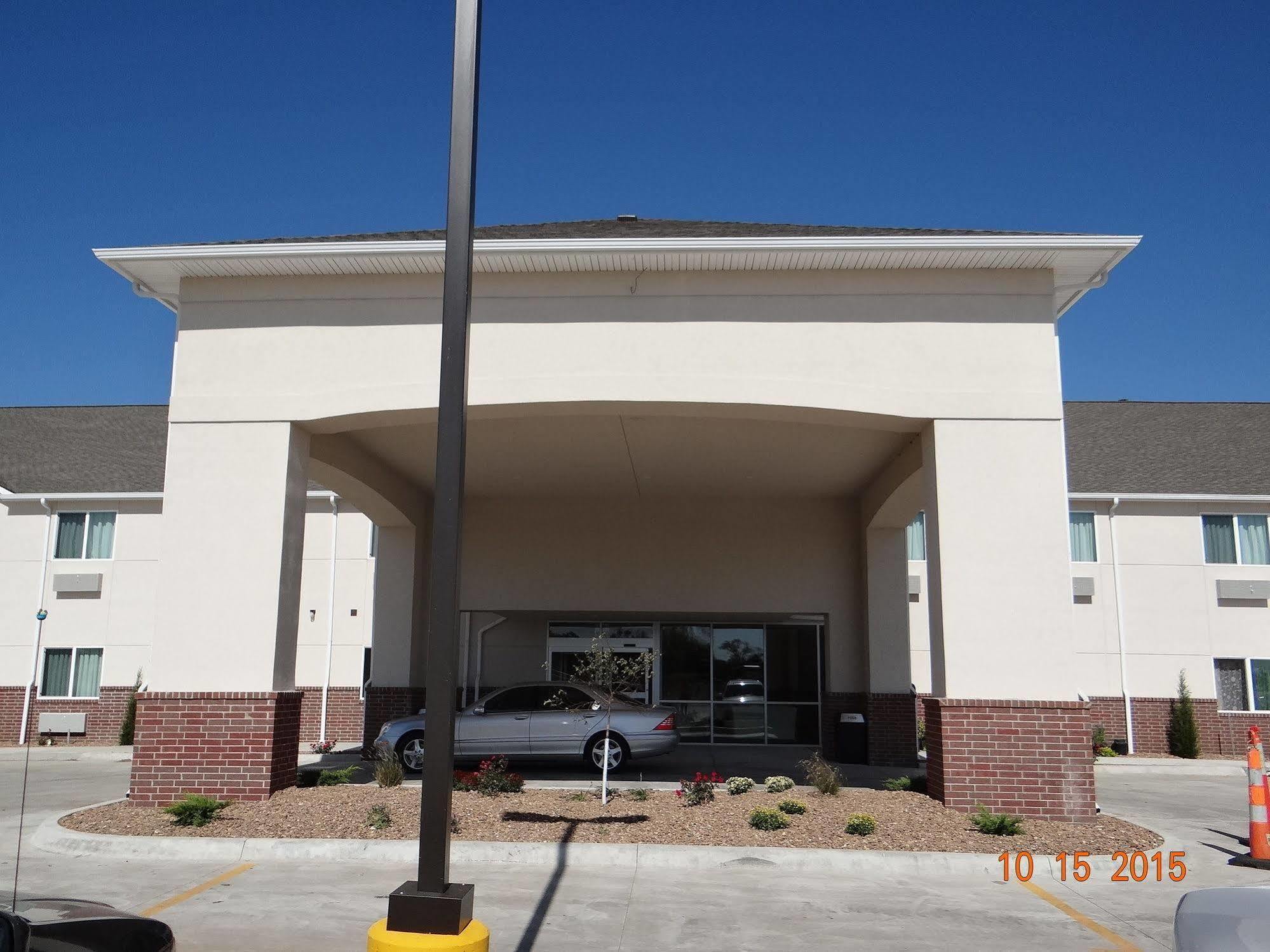 Days Inn & Suites By Wyndham El Dorado Eksteriør billede